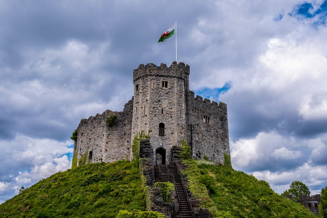 [Members Deal]*Wales:* Flights from Vancouver to Cardiff for $935 (53.7% discount)